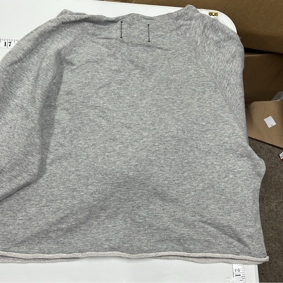 REIGNING CHAMP | Lightweight Terry Cut-off Hoodie Heather Grey - Picture 4 of 8